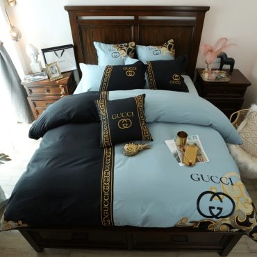 Gc Gucci Luxury Brand Type 105 Bedding Sets Quilt Sets Diverse Design and Materials