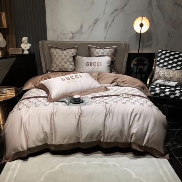 Gc Gucci Luxury Brand Type 108 Bedding Sets Quilt Sets Diverse Design and Materials