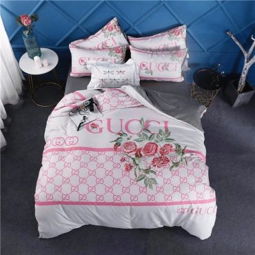 Gc Gucci Luxury Brand Type 78 Bedding Sets Quilt Sets Diverse Design and Materials
