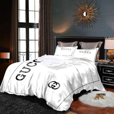 Gucci Brand Bedding Set Duvet Cover Bedding Set Gift for Chanel Lover Diverse Design and Materials