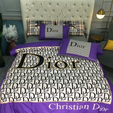 Luxury Christian Dior Brand Type Bedding Sets Duvet Cover Dior Bedroom Sets Diverse Design and Materials 07