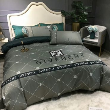 Luxury Givenchy Luxury Brand Bedding Sets Quilt Sets Diverse Design and Materials 05