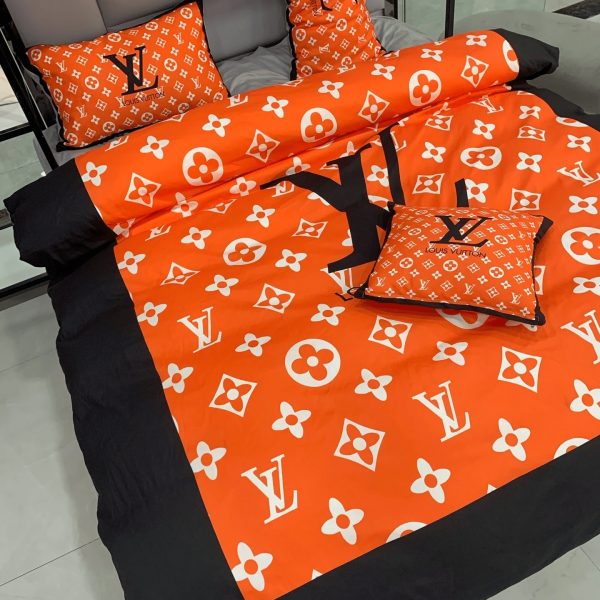 Lv Luxury Brand Lv Type 197 Bedding Sets Quilt Sets Diverse Design and Materials
